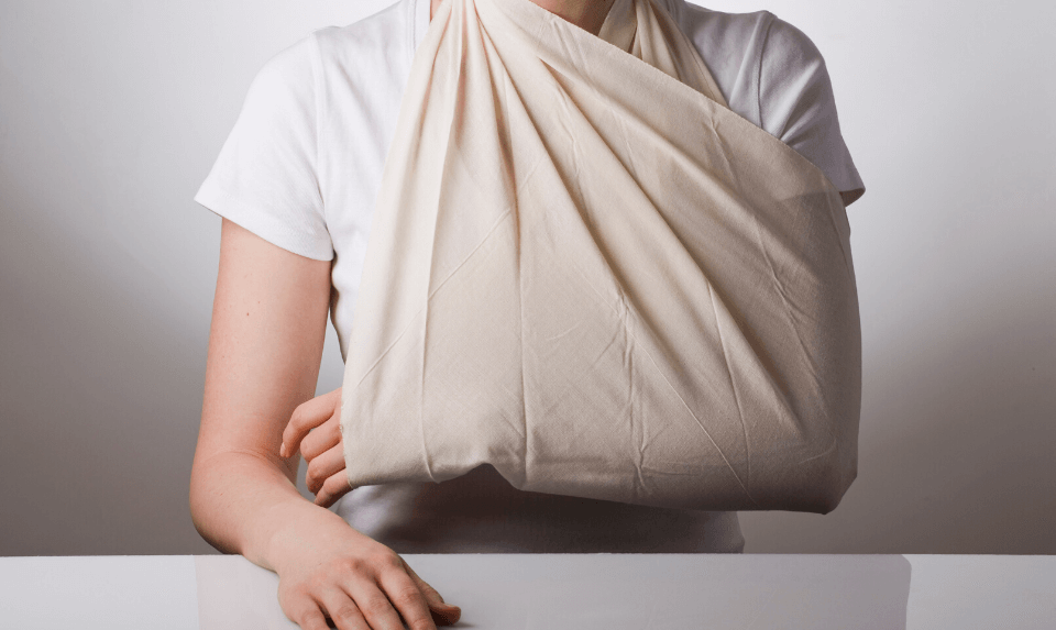 One of the most common shoulder injuries treatment is putting your injured shoulder in a sling.