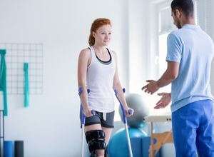 There are many considerations when choosing the best physical rehabilitation centers for you. 